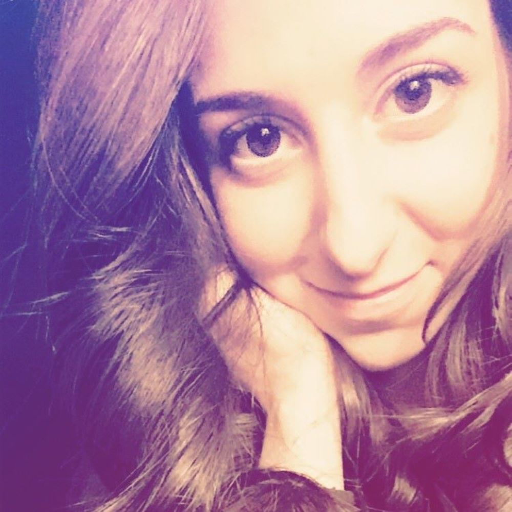 Meet your Posher, Raquel